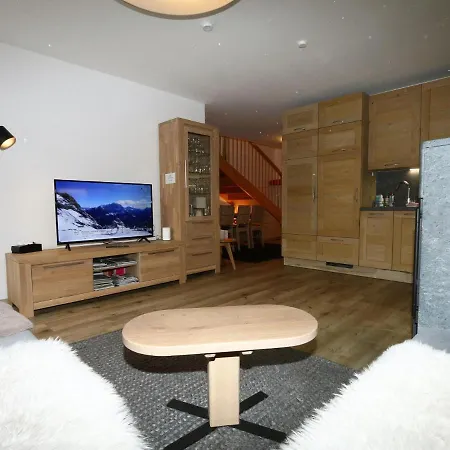 Chalet Alpenzauber With Private Pool, Inzell