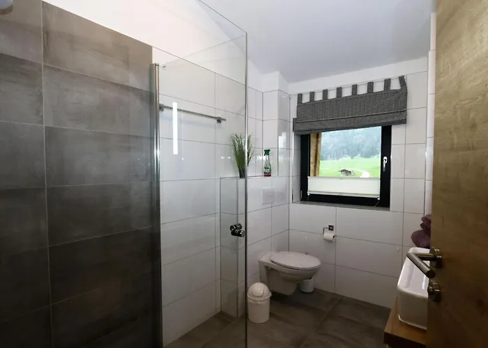 木屋 Alpenzauber Mit Beheiztem Pool, 因泽尔