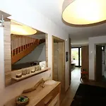 Alpenzauber Mit Beheiztem Pool, Dağ evi Inzell