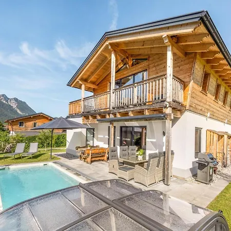Alpenzauber Mit Beheiztem Pool, Шале *
